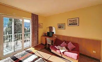 Hotell Vala 2*