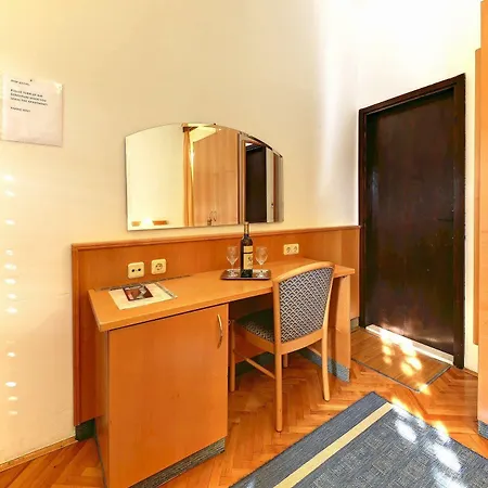 Vala Hotell