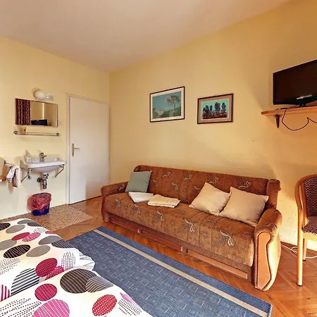 Vala Hotell 2*